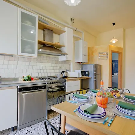 아파트 Ca Moretto Sea-view Terrace Flat In - Happy